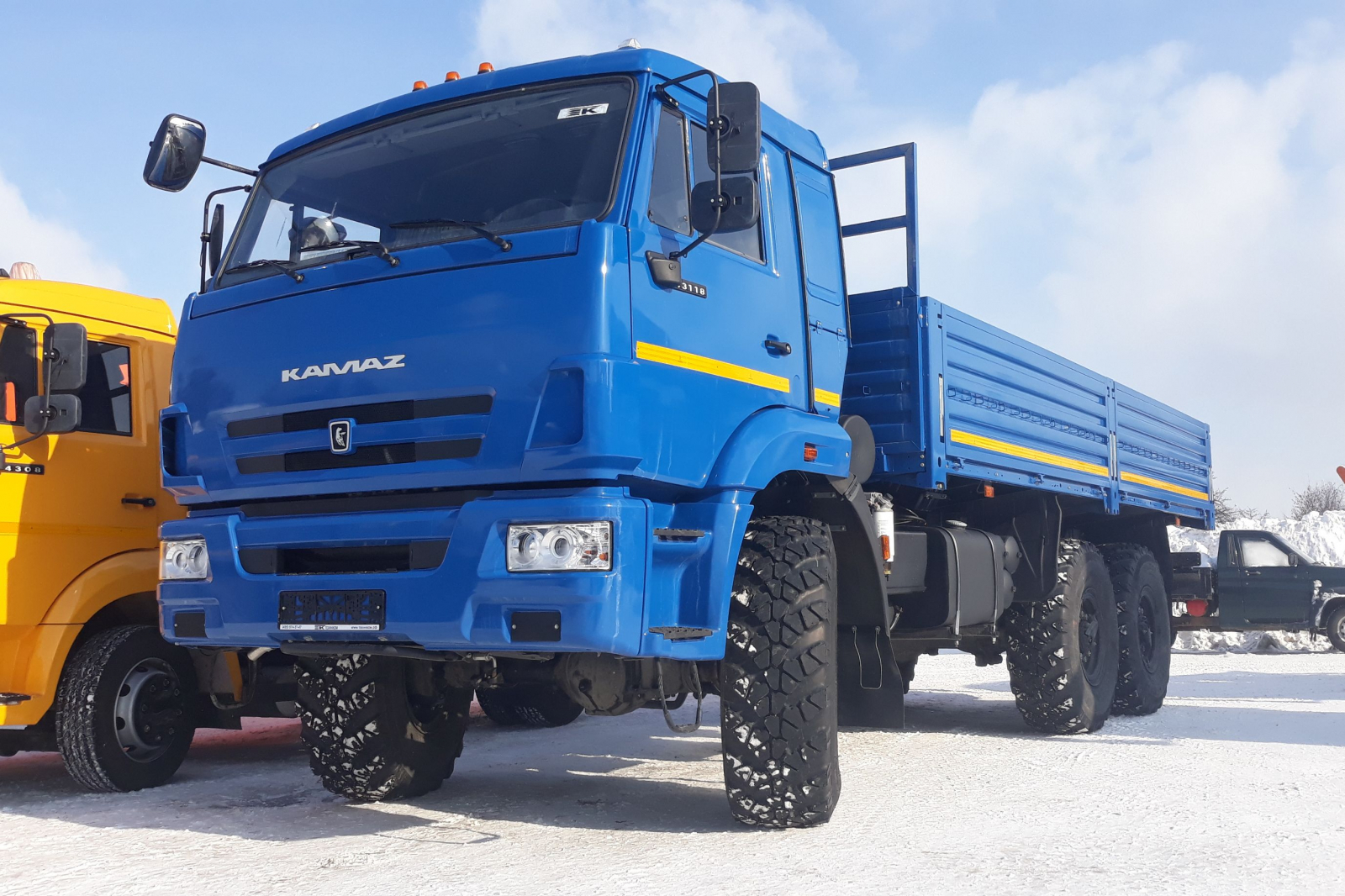 Фото №1: Бортовой автомобиль КАМАЗ 43118-6012-48